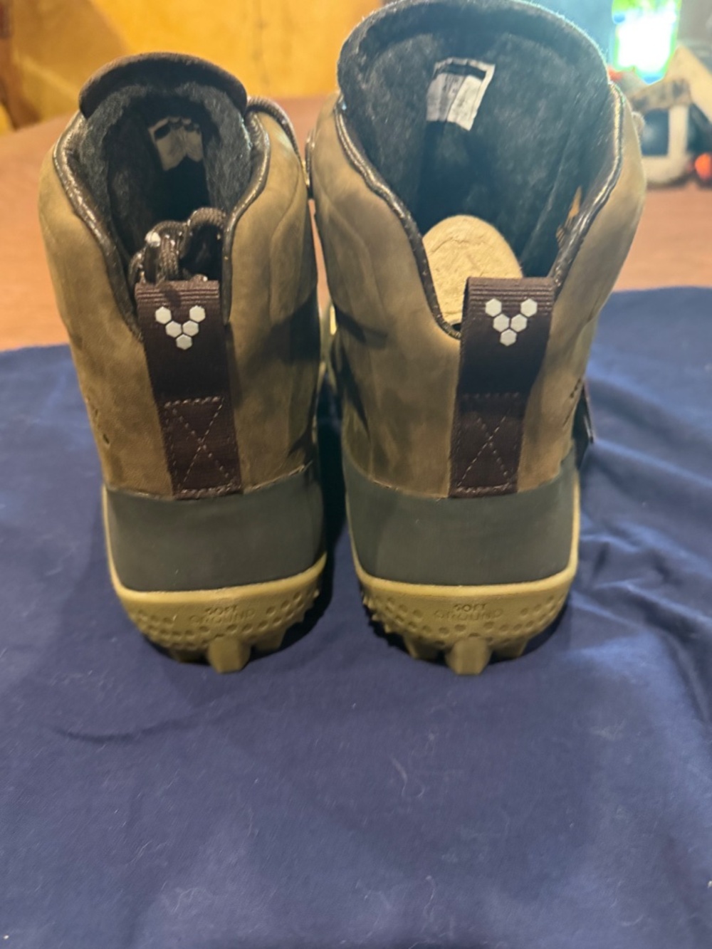 Hiking boot - Picture 5 of 7